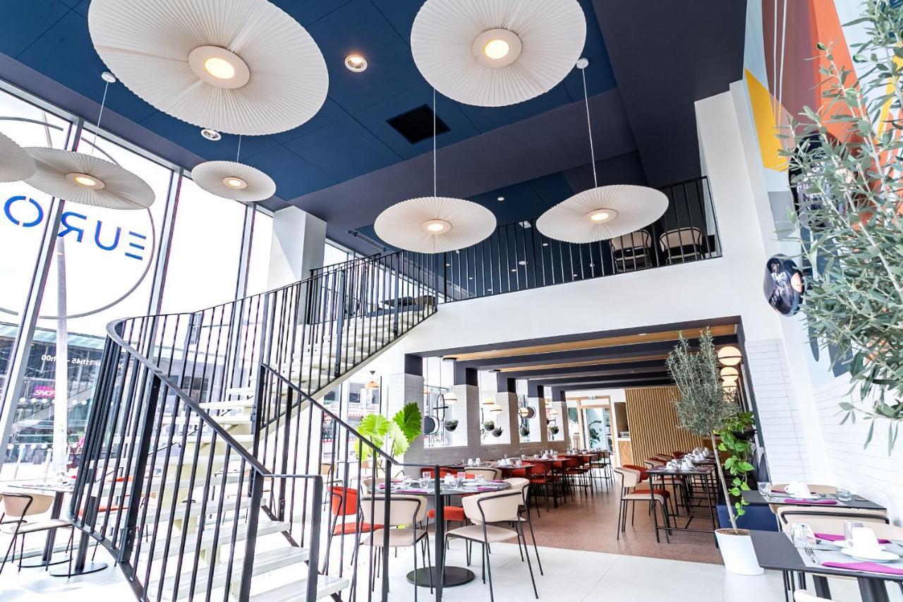 מלון Hilton ליל מראה חיצוני תמונה