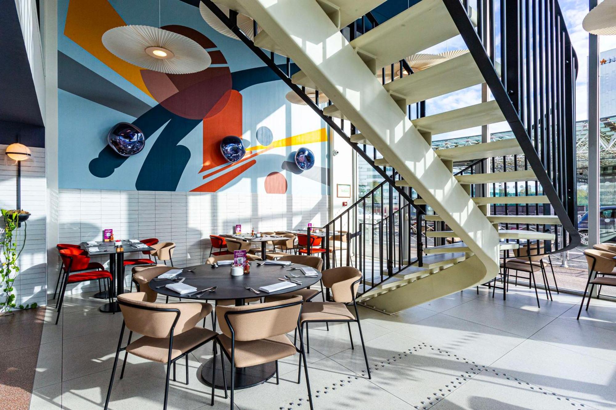 מלון Hilton ליל מראה חיצוני תמונה