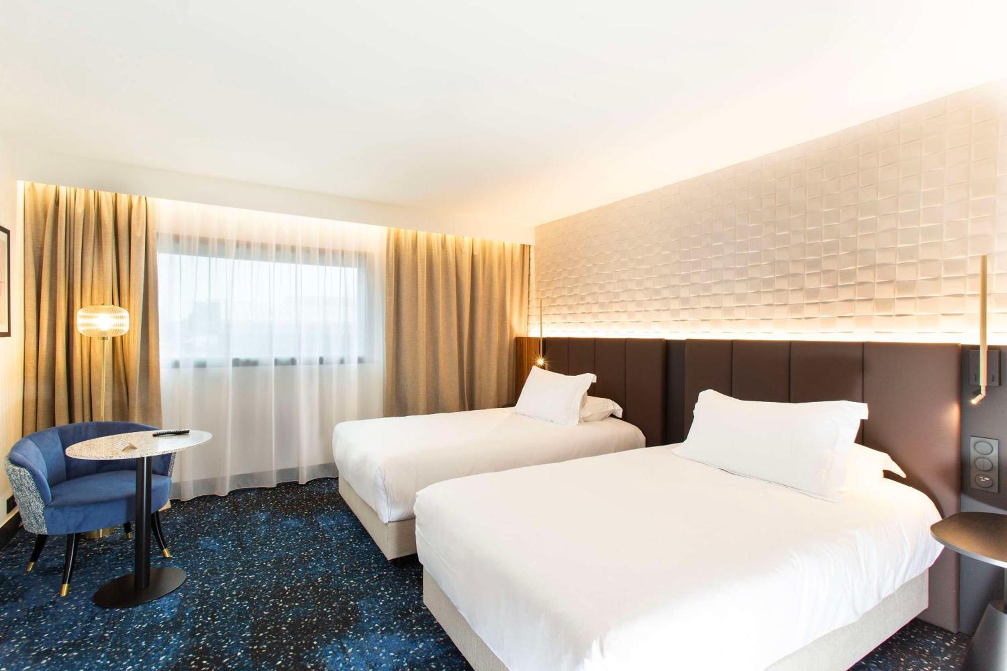 מלון Hilton ליל מראה חיצוני תמונה